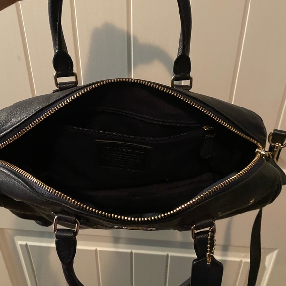 Black Coach Bag - Picture 3 of 3